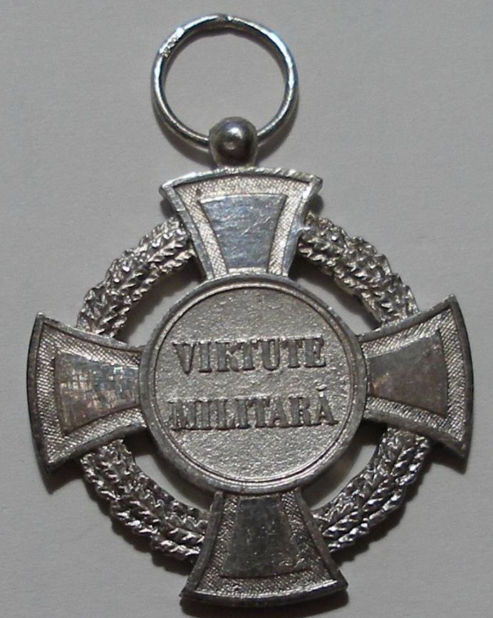 Ricky_virtutea_militara_p2.jpg
